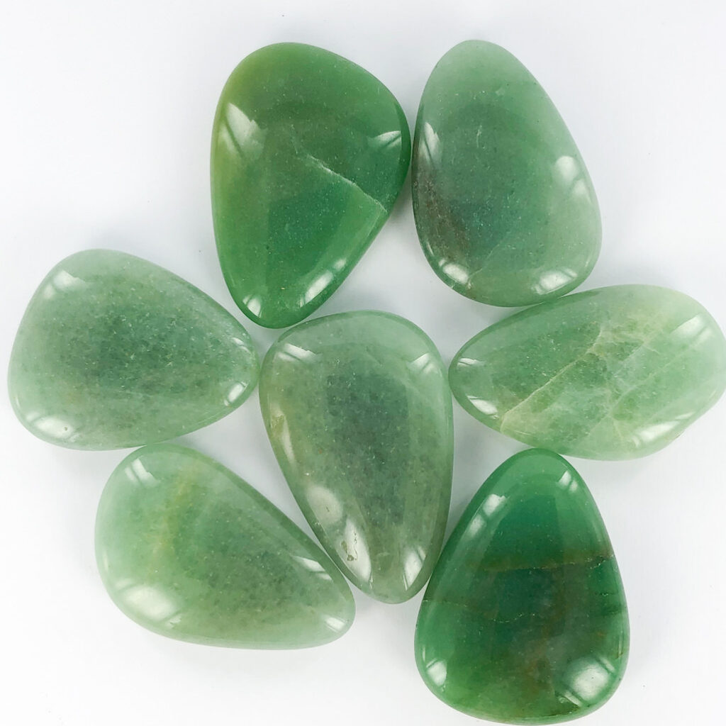 green-aventurine-smooth-stone-sacred-earth-crystals